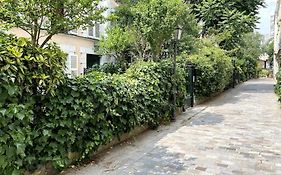 Tour Eiffel - Appartement Avec Jardin